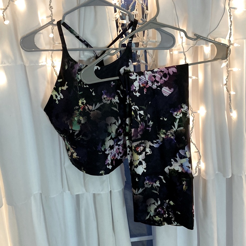 Old Navy workout set
